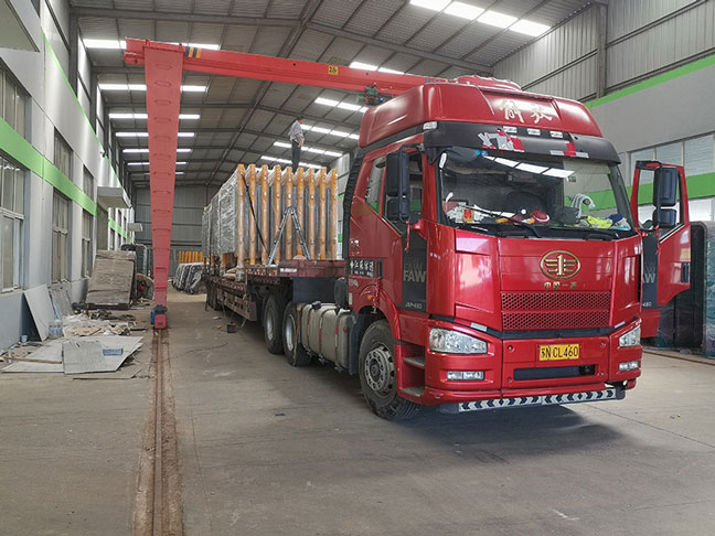 公交站台發貨(huò)圖