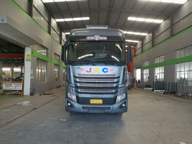 武漢公交（jiāo）候車亭發貨圖
