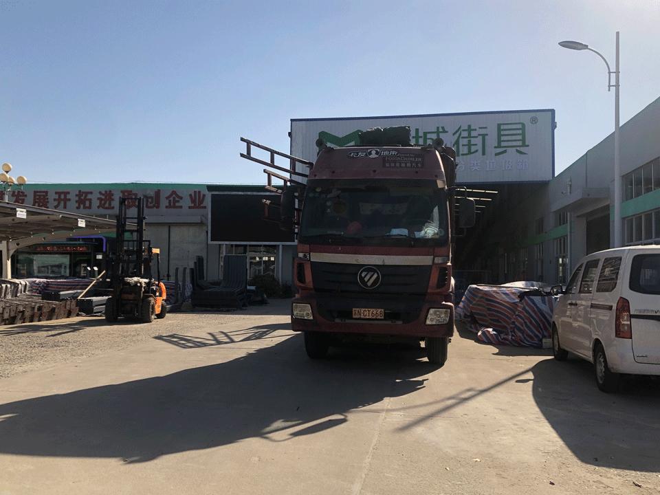鹽（yán）城（chéng）公交站台發貨圖