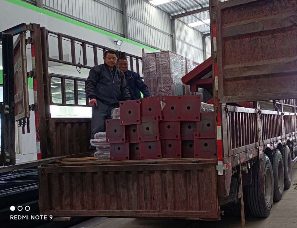 景德鎮公交候車（chē）亭發車案例