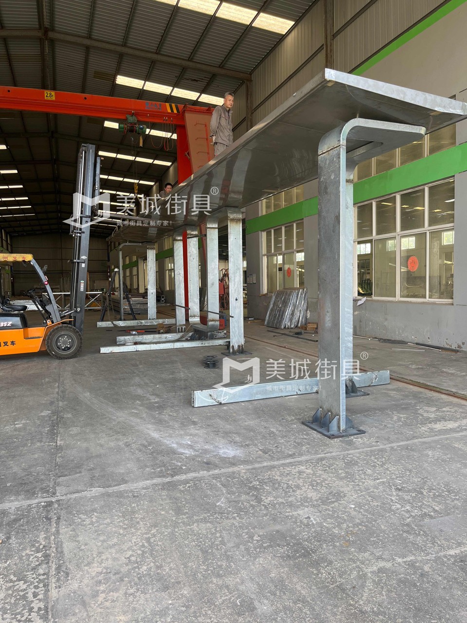 2023.12.391抖阴下载_街具生產候車亭實物圖